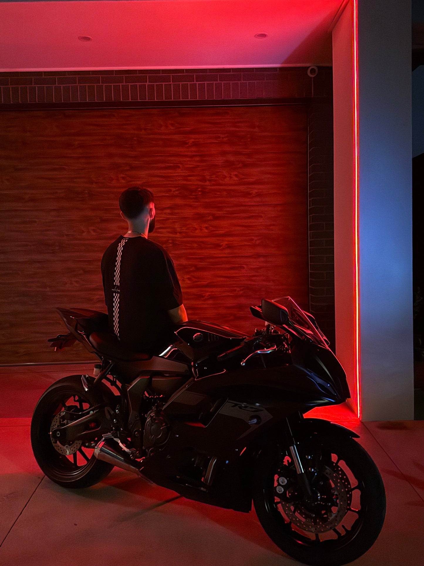 UPSHIFT RACING - T- Shirt